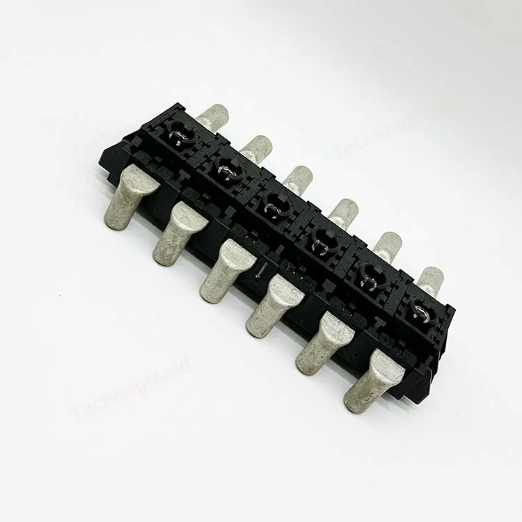 特诚科技精密工程塑料注塑件实拍